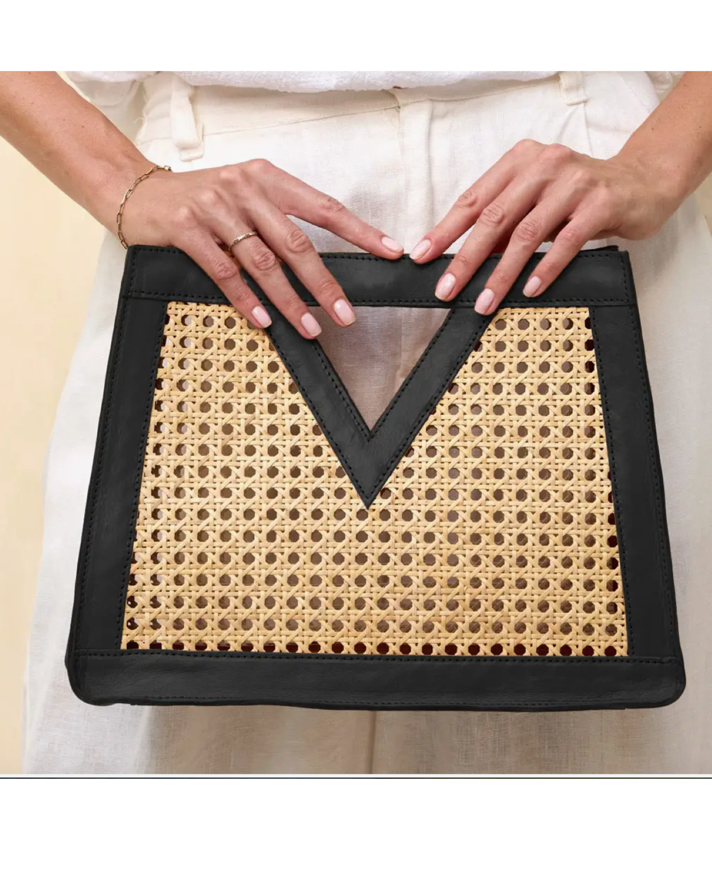 Cane Weave Triangle Rattan Handbag / Black