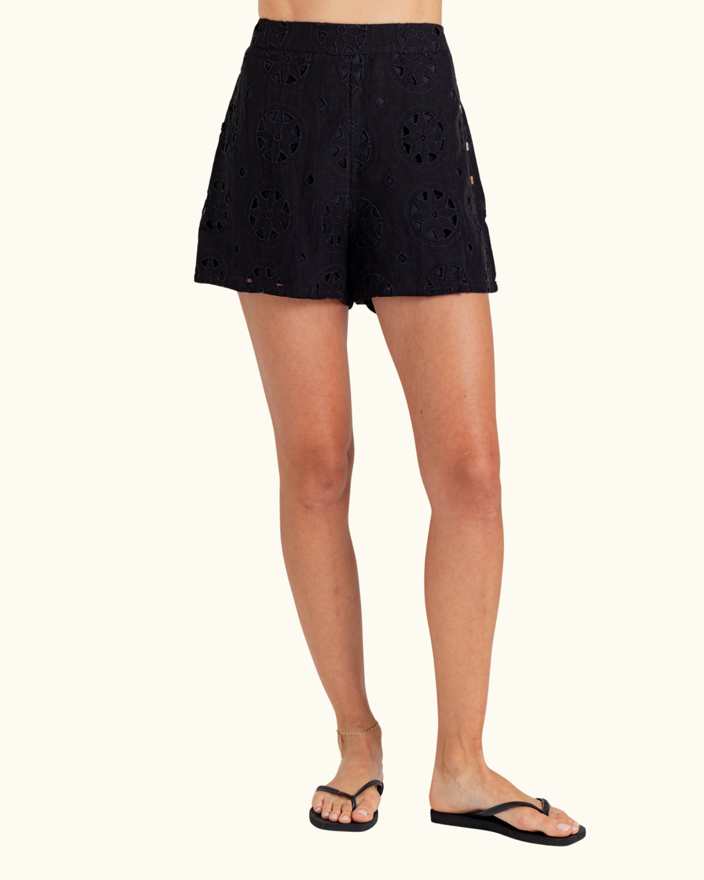 Linen James Shorts by Sundays / Black