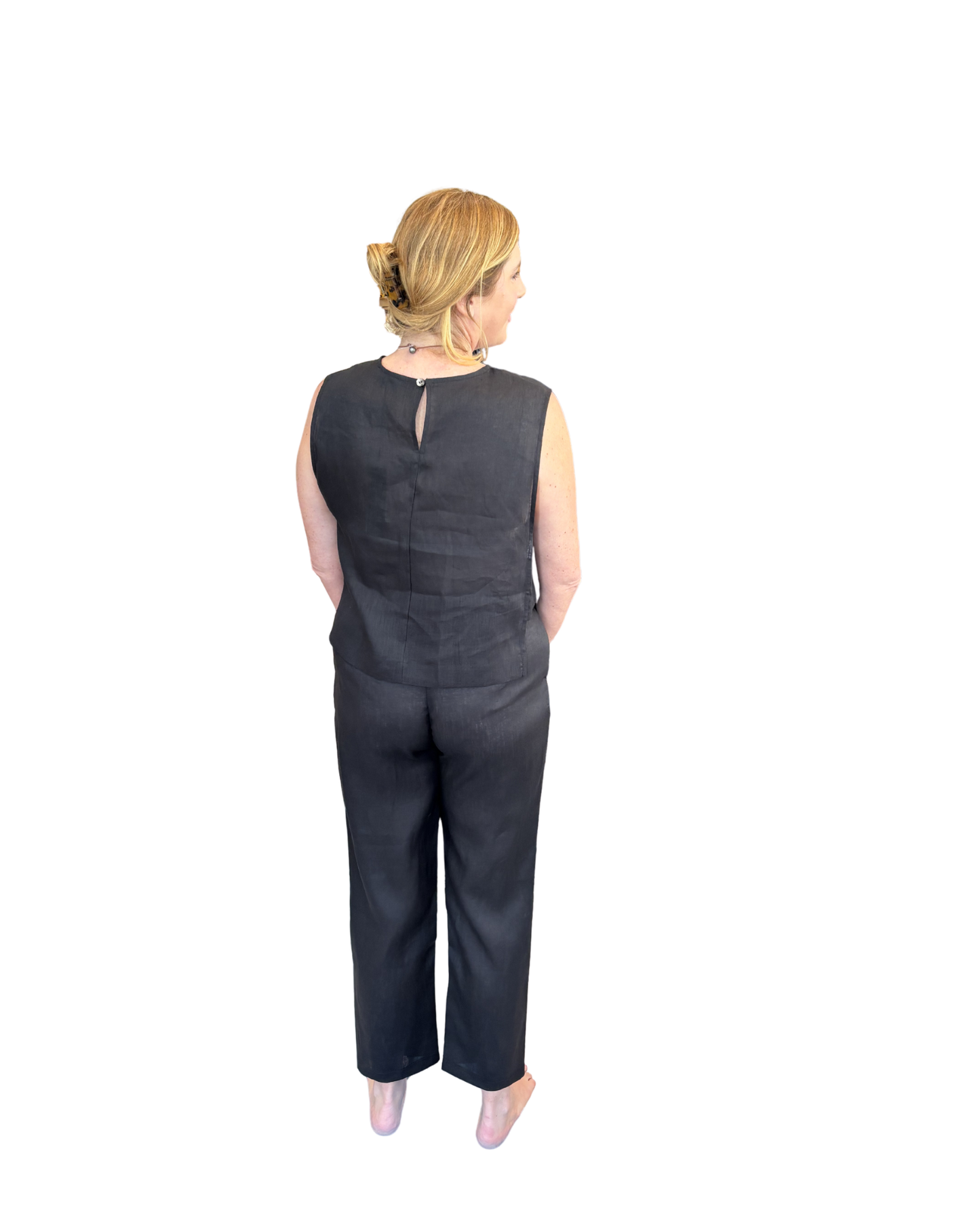 Sleeveless Top by Kori / Black
