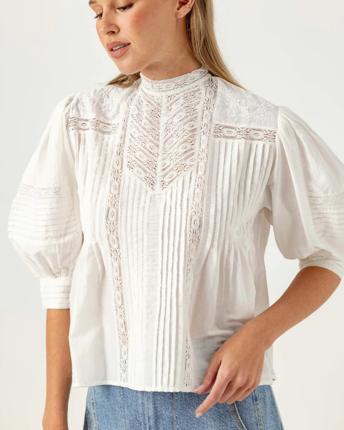Moni Top by Sundays / White