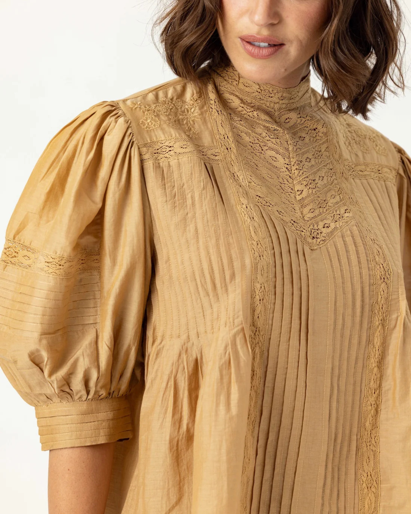 Moni Top by Sundays / Brushed Gold