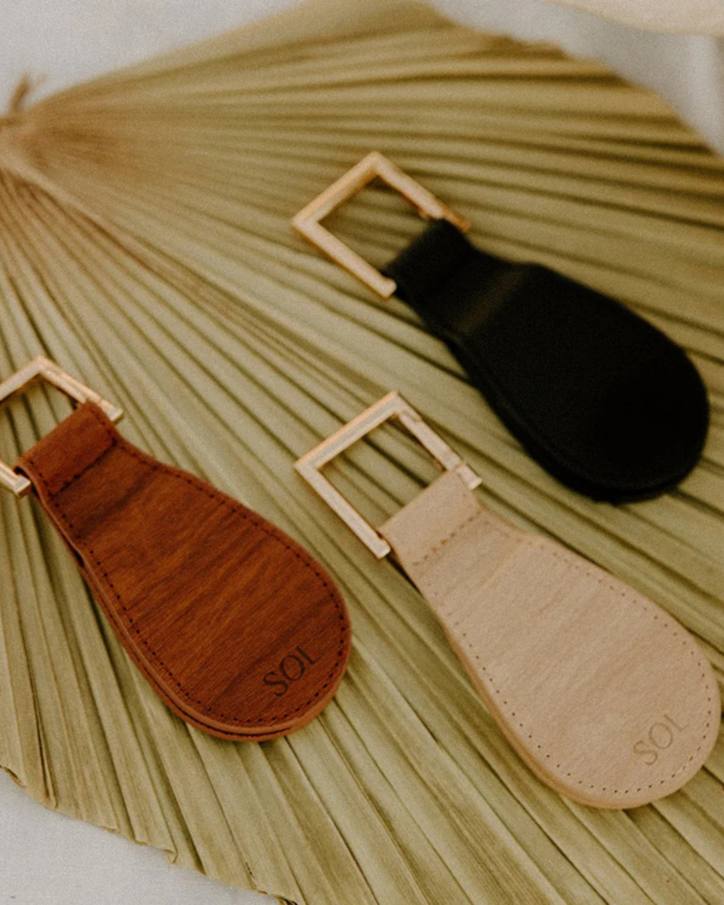 Hat Clip by Sol