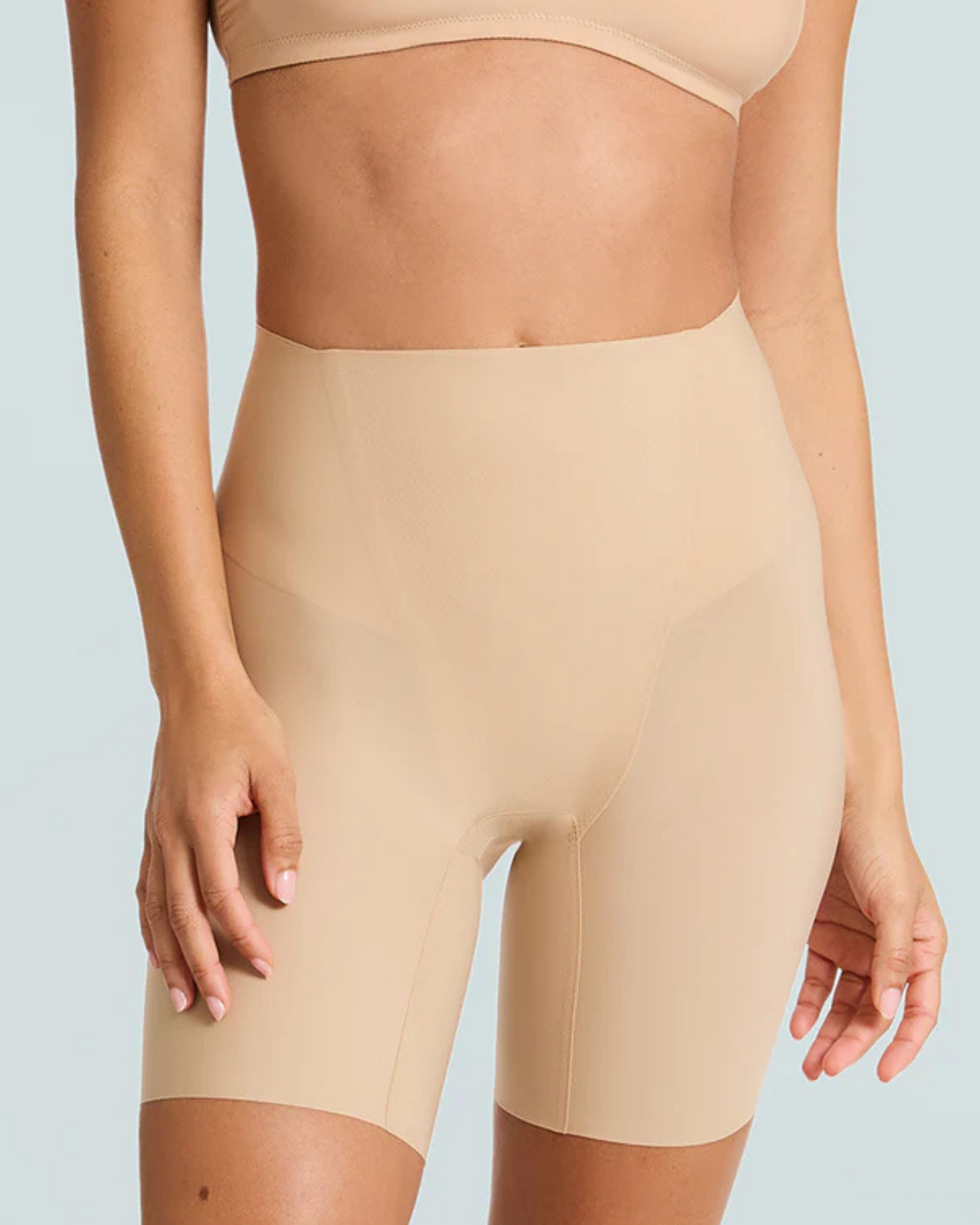 Smoothing Short by Commando / Beige