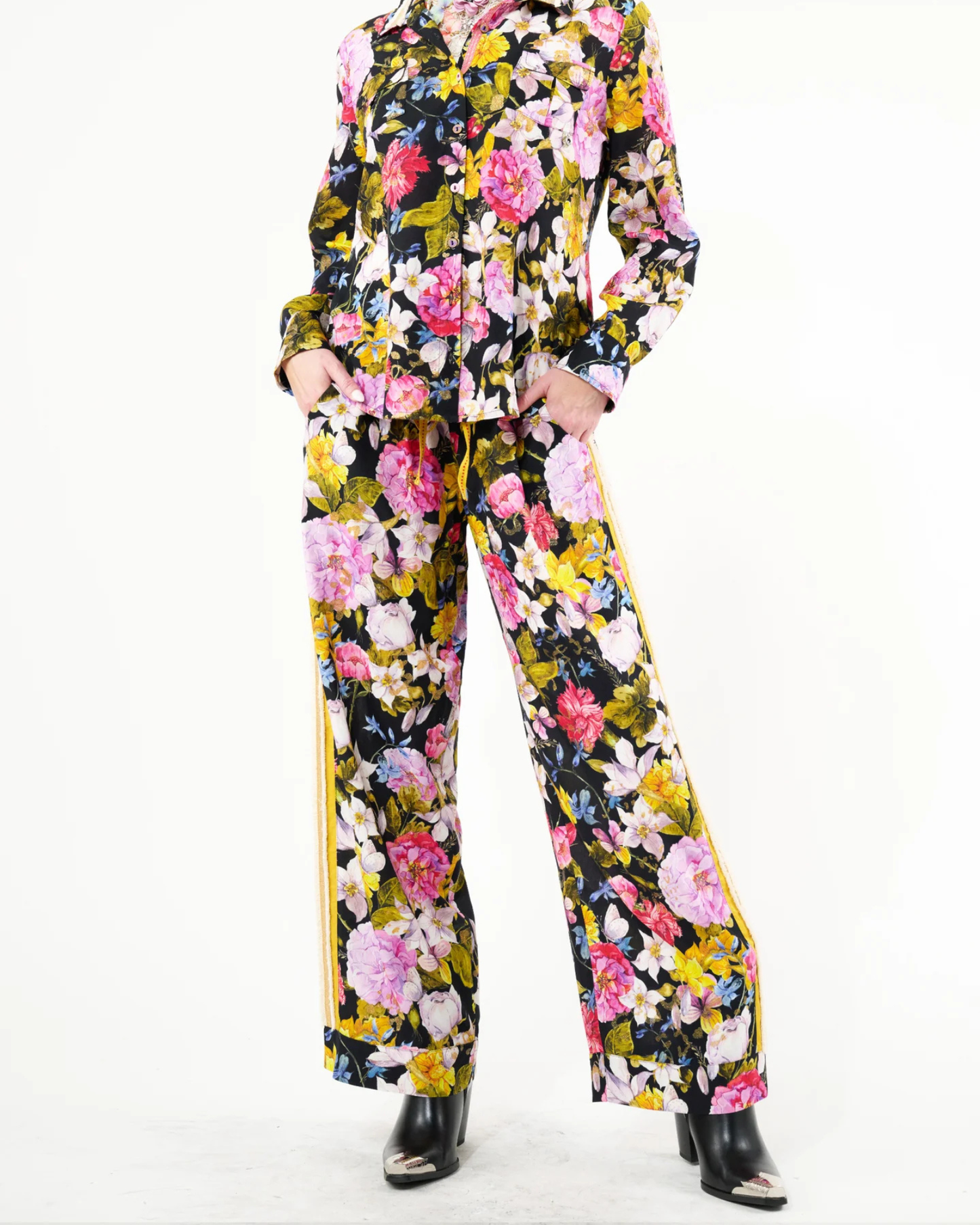 Flower Bomb Pants by Aratta