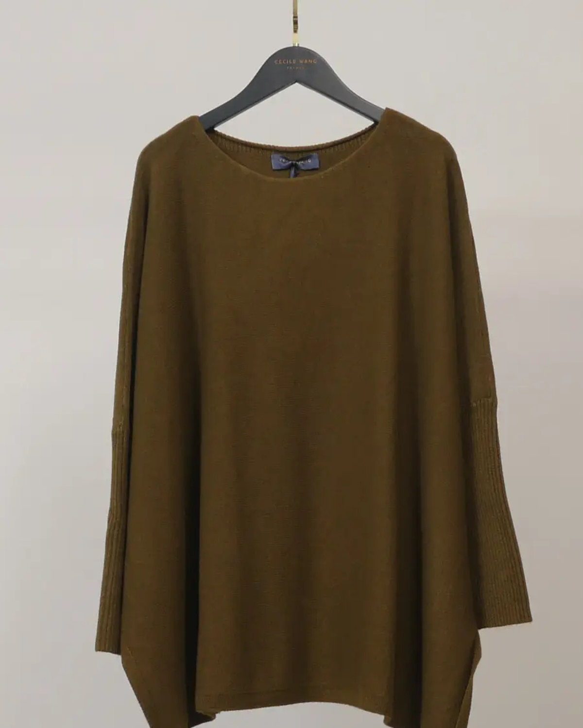 Italian-Made Oversized Knit Sweater – One Size, Ivory, Olive, Mocha & Dark Brown