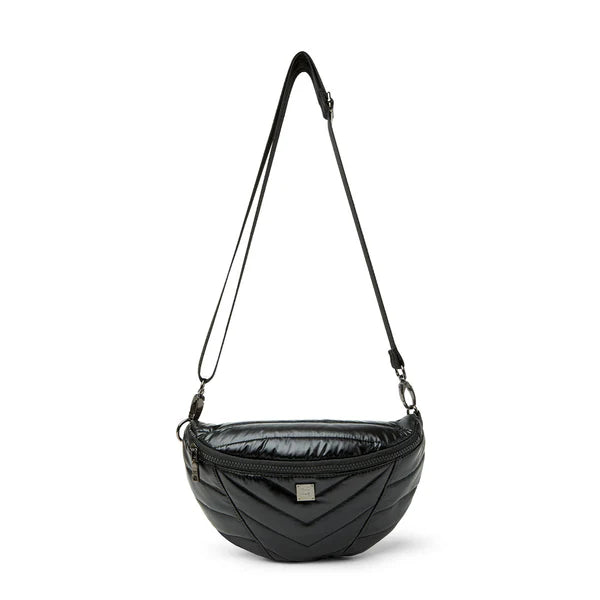 Little Runaway Pearl Black Crossbody